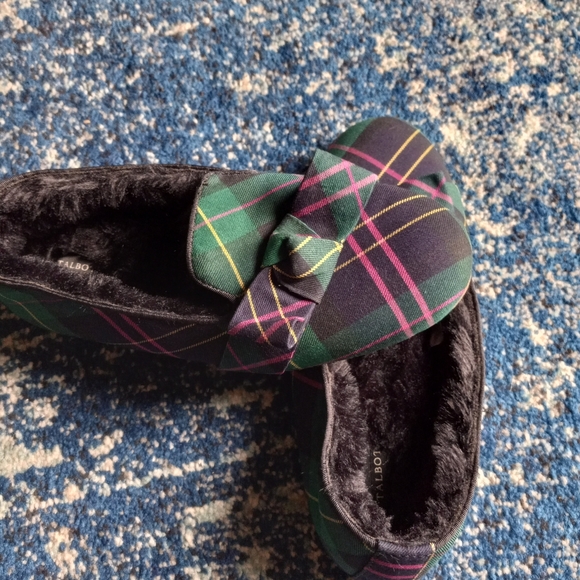 Women's TALBOTS Fireside Bow Slippers in Tartan Plaid Size 7 M - Picture 2 of 5